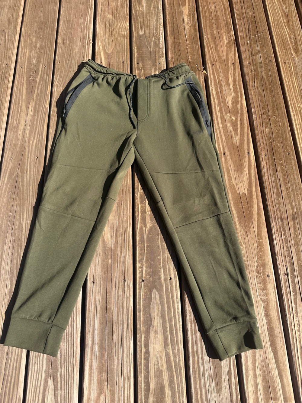 American Eagle Olive Green Athletic Men’s Joggers